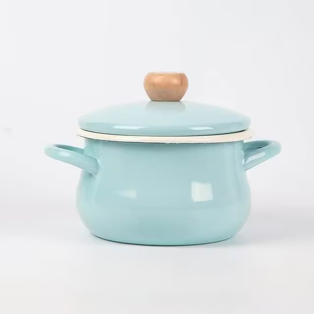 Olla En Peltre Con Tapa/ Color Azul Claro /Capacidad 2.6Lts /Con Diametro De 21Cm