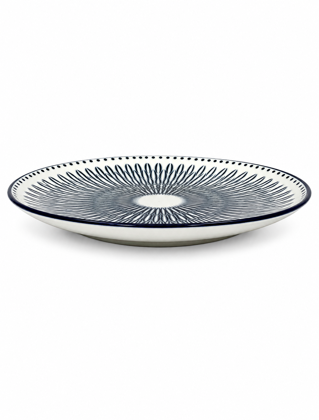 Plato De Ceramica Pando Con Diseño Llano B — imagen 2